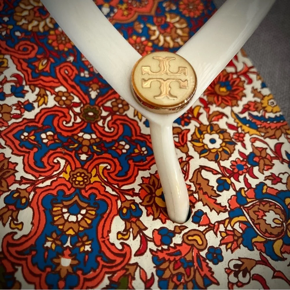 🌺 Tory Burch Medallion Flip Flop Sandals | Boho Luxe Resort Style 🌺